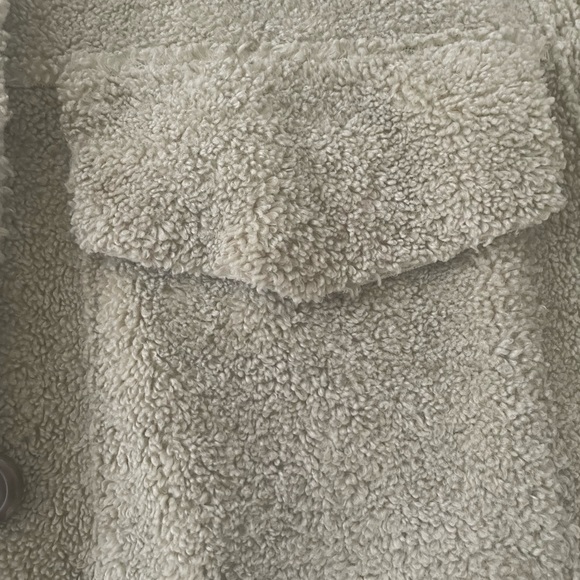 Zara green Sherpa jacket- medium - Picture 3 of 3